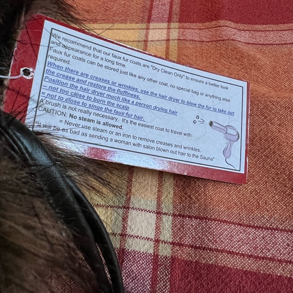 Illusion Sherry Cassin Faux Fur Muff w Wristlet Strap & Zip Pocket for Cell etc - Picture 9 of 12